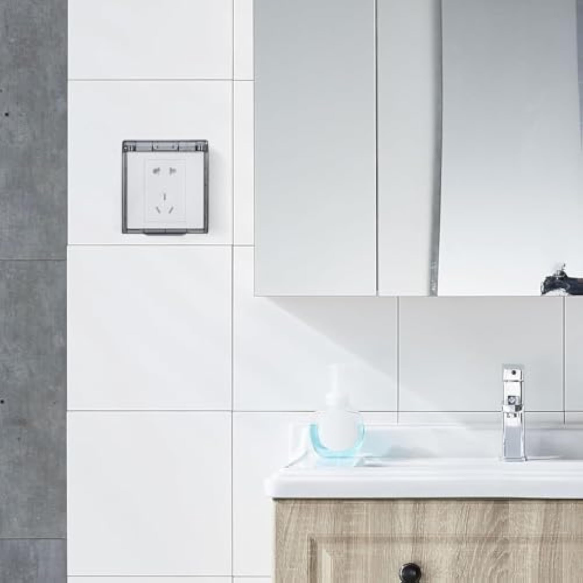 Universal Waterproof Wall Socket Plate Panel